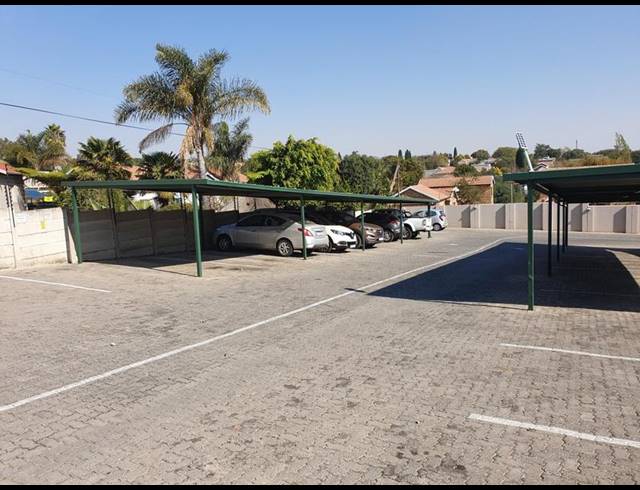 2 BEDROOM PROPERTY TO RENT IN RADIOKOP